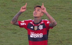 Erick Pulgar Bate Recorde Individual Em 2023 Coluna Do Fla