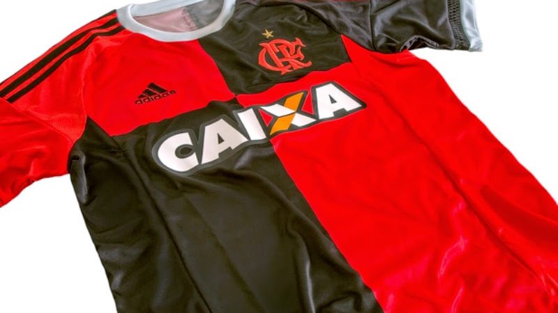 A Maldição da terceira camisa do Flamengo continua