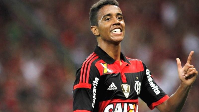 O craque do Baba do Lasca da Ribeira é pouco pro Flamengo.