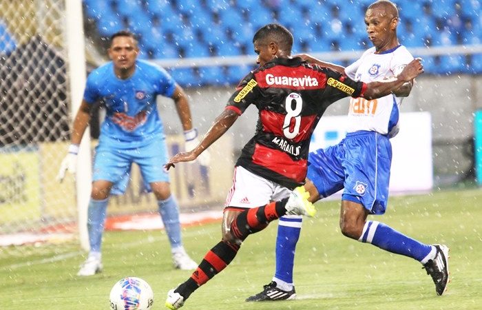 Márcio Araújo reprova 2º tempo do Flamengo.