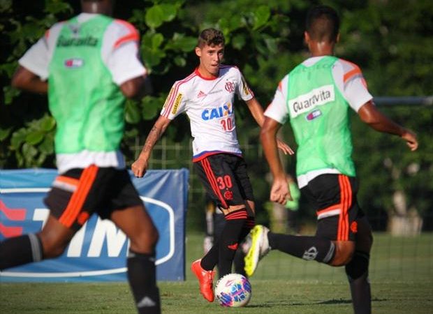 Baggio marca dois e se destaca no coletivo desta quinta