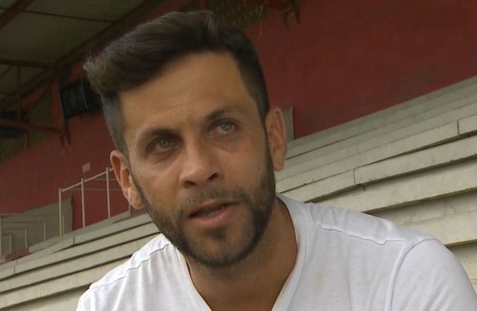 “Quem joga no Flamengo nunca esquece”, diz o herói do título do Carioca de 2004