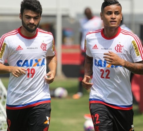 Meias do Flamengo se recuperam de lesões