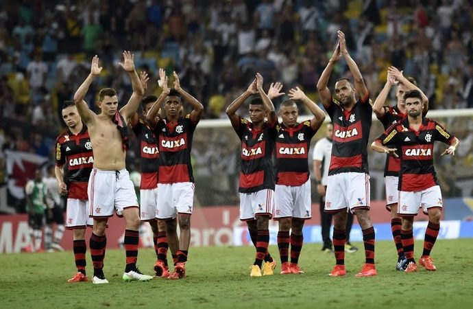 A falta de um camisa 10 e a queda de produção de Cirino