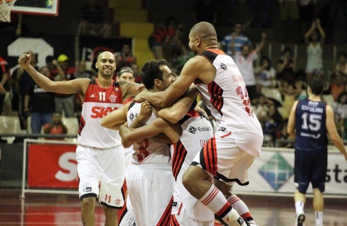 Fla joga pelo terceiro lugar, contra o penúltimo do NBB7