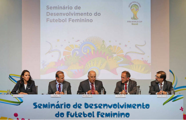 Fifa ‘puxa a orelha’ da CBF por falta de uma liga de futebol feminino no Brasil