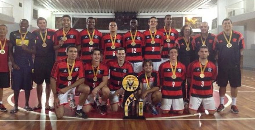 Flamengo ainda analisa patrocínio e nega acerto com técnico para a Superliga