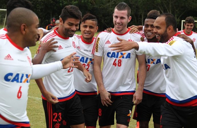 Flamengo fará jogo-treino contra o Bragantino nesta quarta em Atibaia