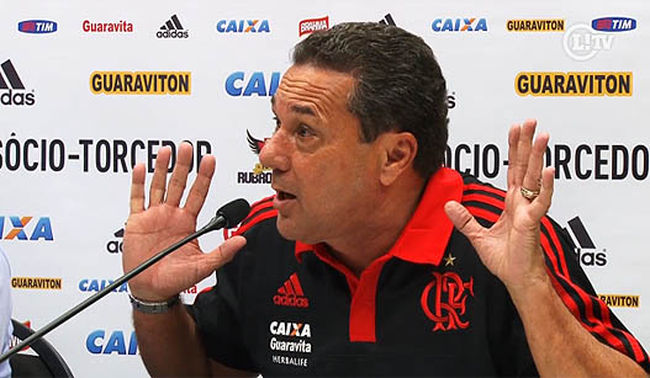 Luxemburgo evita cobrar reforços, após derrota do Flamengo na estreia do Brasilerião