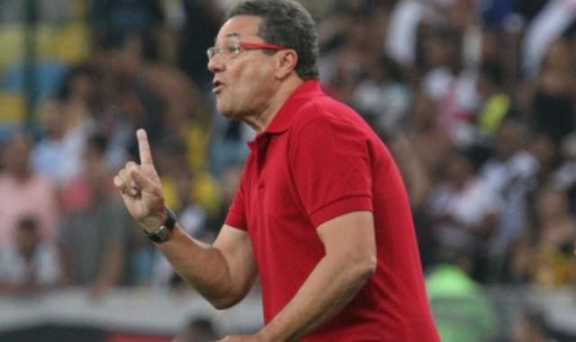 Perdemos dois pontos em casa contra o Sport, afirma Luxemburgo