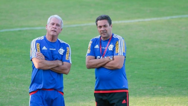 Preparador físico do Flamengo soube da demissão ao acordar e ler o jornal