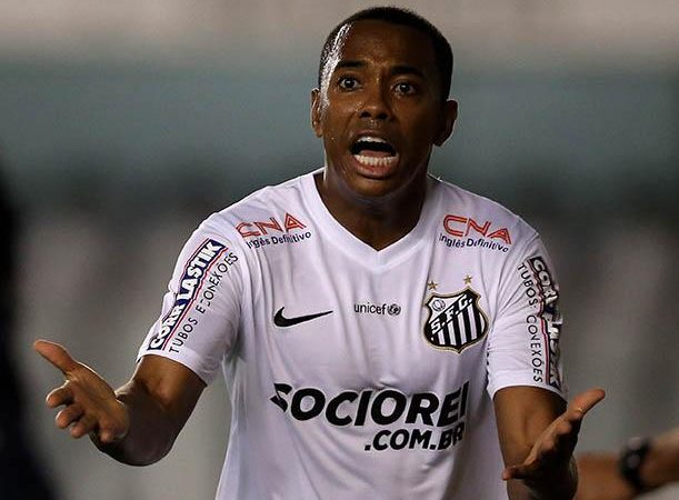 Diretoria espera definição do Santos para fazer proposta para Robinho