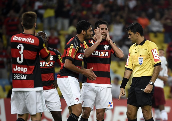 Árbitros brasileiros ou reis da Pérsia? - Flamengo - Notícias e jogo do ...