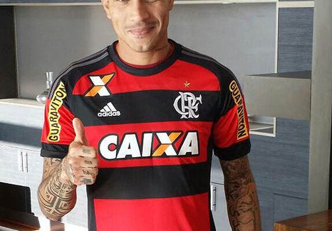 No total de camisas vendidas pelo Flamengo, 20% são de Guerrero!