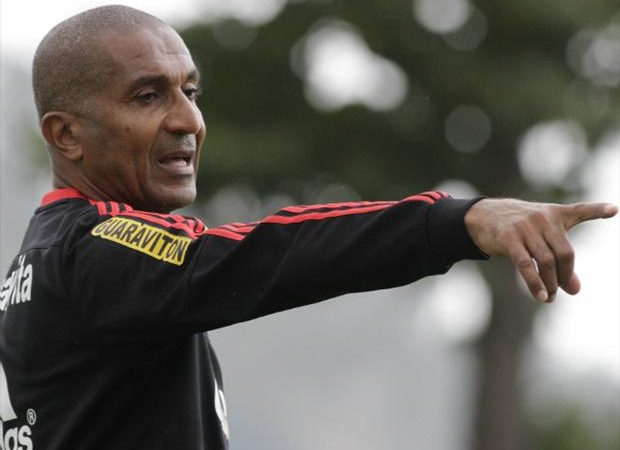 Cristóvão faz reforma no Flamengo e indica quatro mudanças contra Joinville