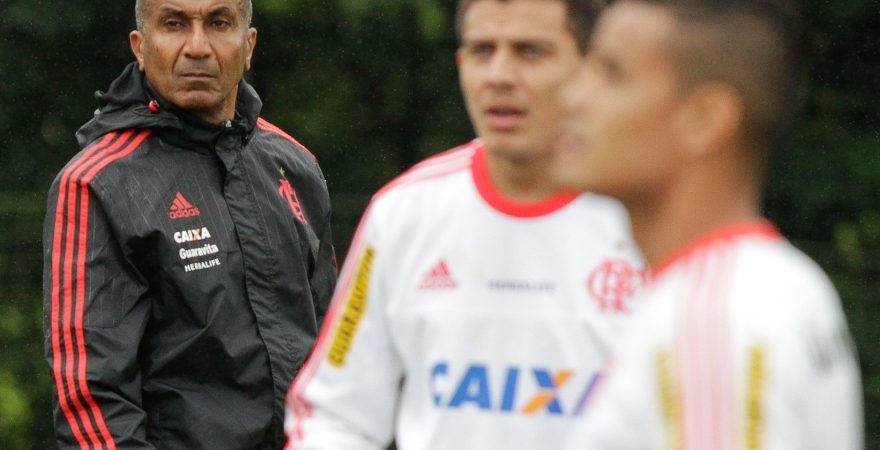 Flamengo inicia trabalhos para Clássico dos Milhões