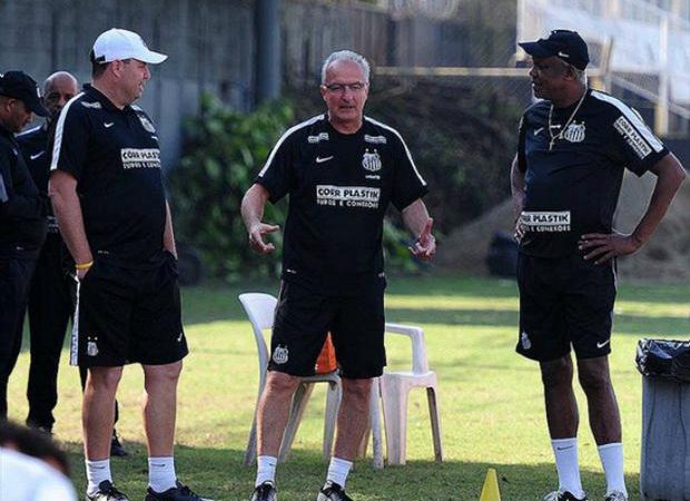 Dorival vê empate como resultado positivo e tira o foco de Guerrero