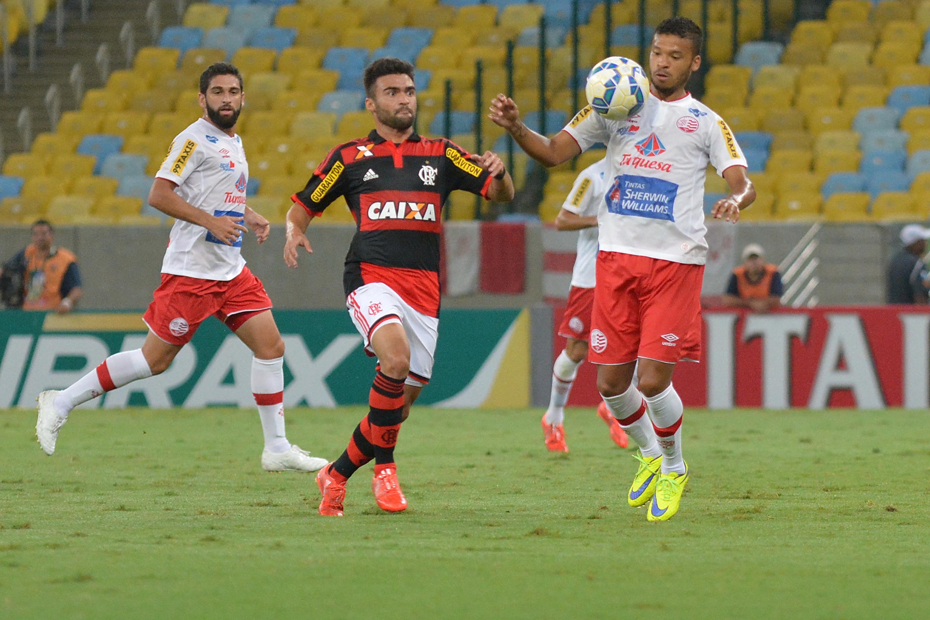 Em crise, Náutico e Flamengo ficam no empate sem gols