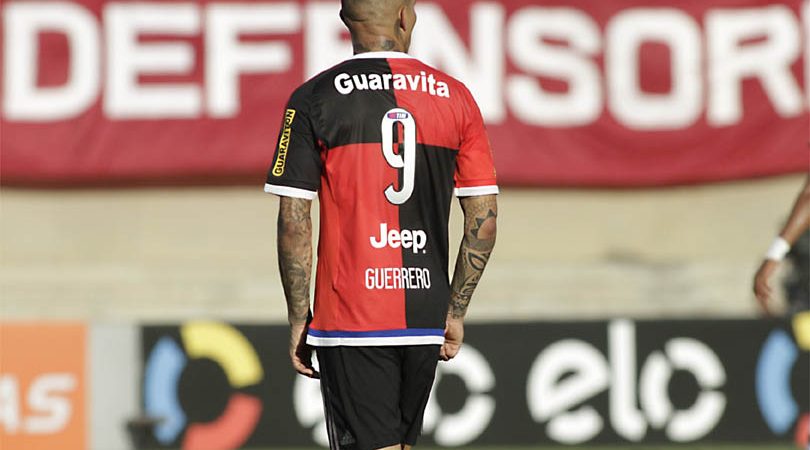 ‘Efeito Guerrero’: 100% de aproveitamento, seis gols em quatro jogos e salto na tabela