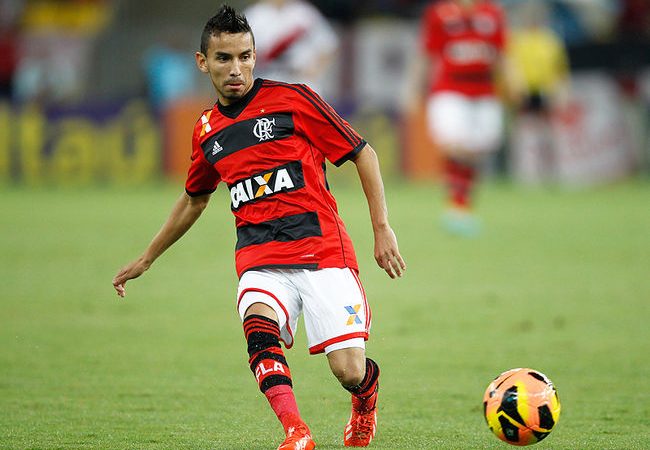 Rafinha do Flamengo é emprestado para o Daejeon Citizen, da Coreia