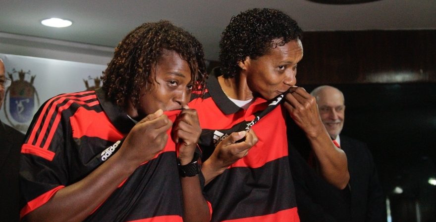 Vídeo: lançamento do time de futebol feminino do Flamengo