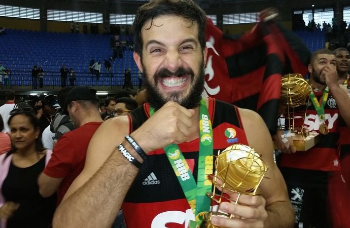 Laprovittola dá adeus ao Flamengo e vai jogar na Lituânia