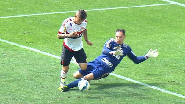 Erros da arbitragem: Rodrigo Caetano ‘isenta’ juiz e culpa quem o escalou