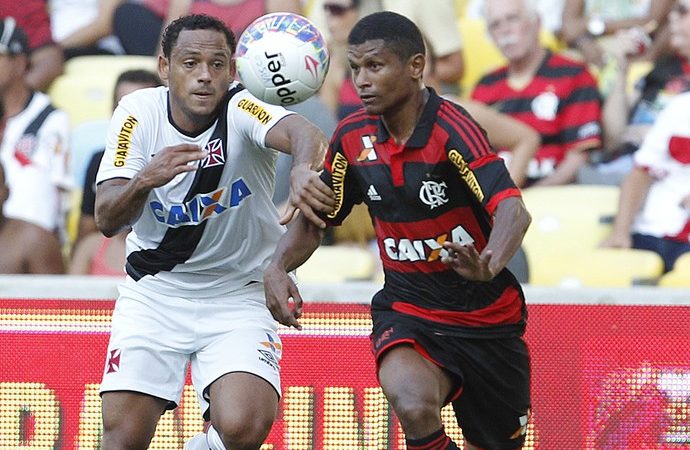 Caetano lamenta confronto precoce com o Vasco: “Clássico nivela tudo”