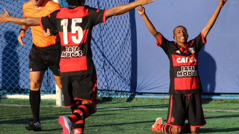 Flamengo goleia Duquecaxiense e mantém liderança no Carioca de Fut7