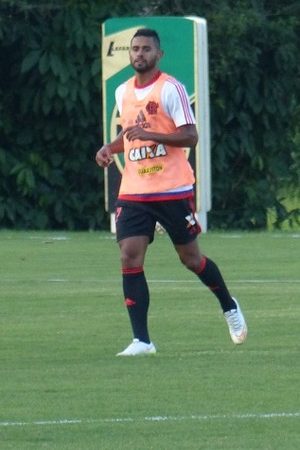 Novo reforço, Kayke já treina pelo Flamengo no Ninho do Urubu