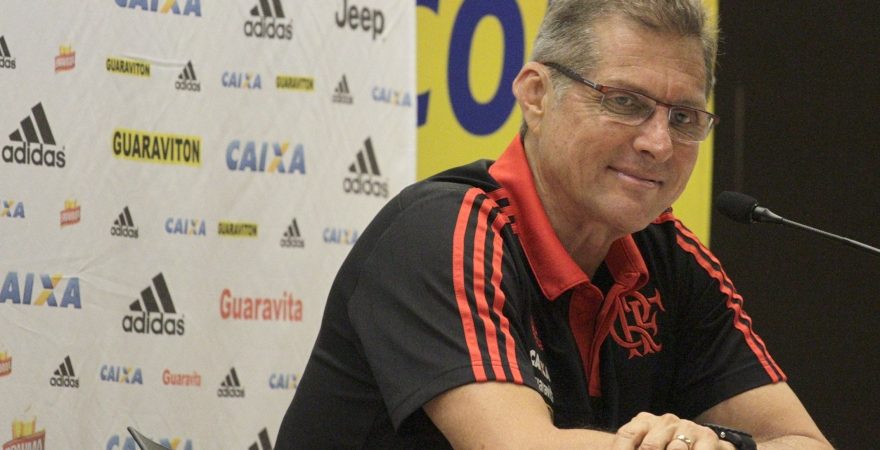 Muito sereno, Oswaldo analisa vitória do Flamengo sobre o Cruzeiro