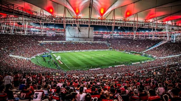 PES 2016 terá Maracanã e edição especial com capa do Flamengo