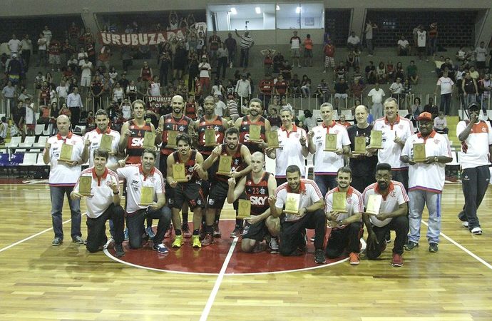 Na festa de um ano do Intercontinetal, Flamengo vence o Bota por 44 pontos