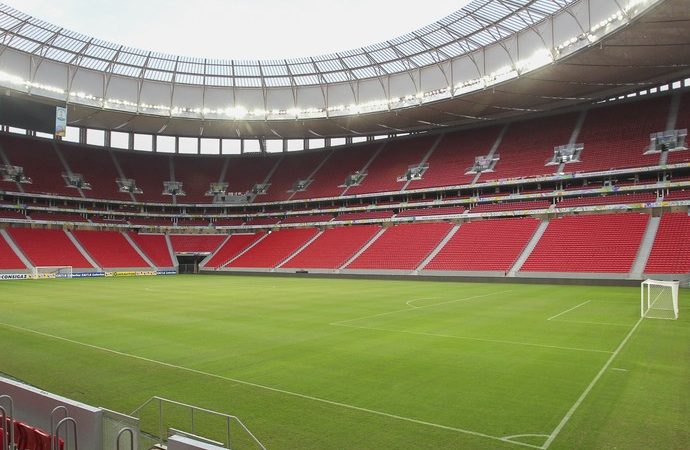 Flamengo conversa com adversários para poder mandar jogos em Brasília