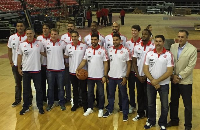 Desafios do FlaBasquete: bola escorregadia, quadra maior e mais tempo de jogo