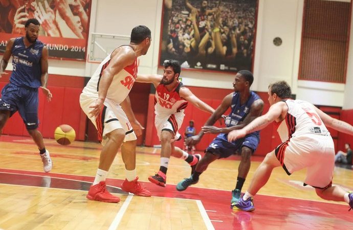 FlaBasquete supera o Macaé e abre vantagem na final do Estadual