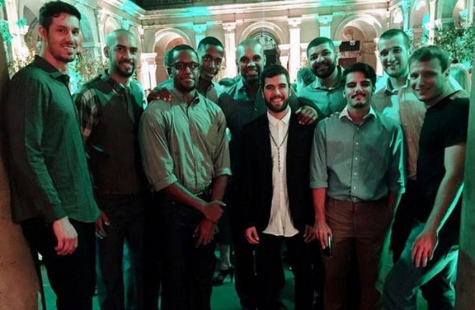 Atletas do Flamengo curtem festa do NBA Global Games no Parque Lage