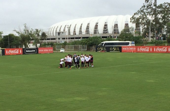Flamengo reforça bola aérea ofensiva antes de encarar o Grêmio