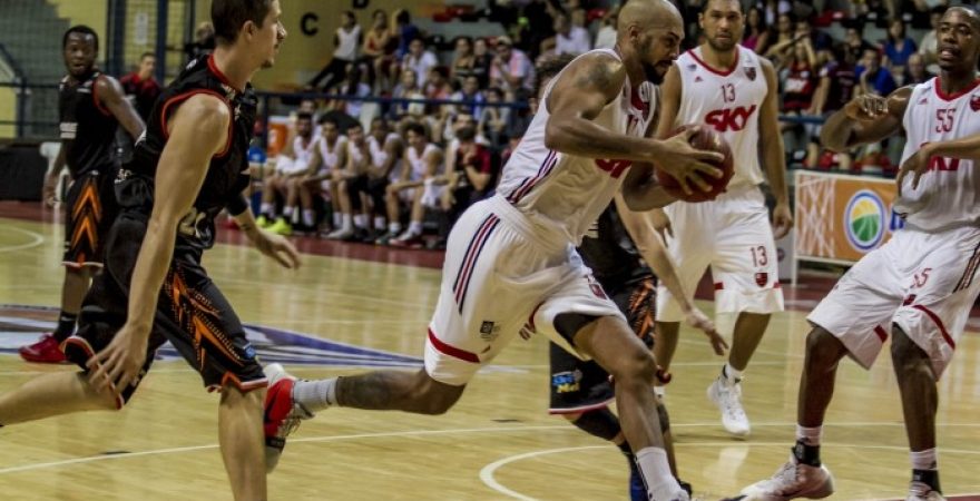 Com grande atuação coletiva e bom último quarto, FlaBasquete vence Liga Sorocabana