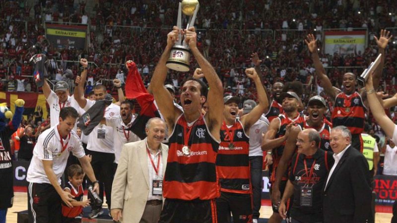 Flamengo 120 anos: ‘Mão Santa’ ao Mundial no basquete rubro-negro