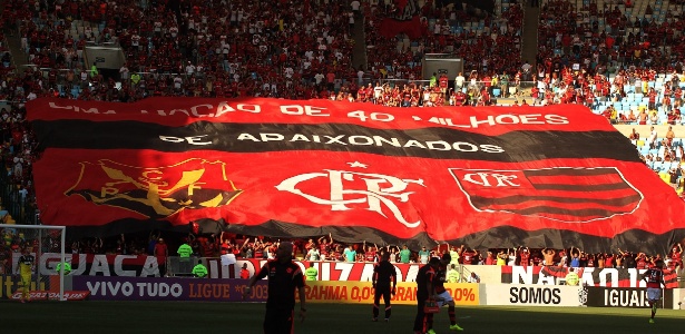 Flamengo comemora 120 anos contra Orlando City e balançado por guerra política