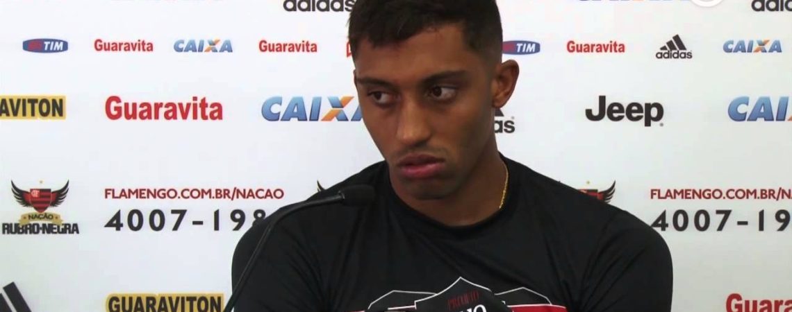 César Martins diz que ‘espera que o Vasco não caia, para Flamengo ganhar em 2016’