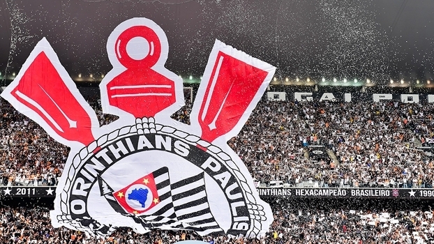 Corinthians passa Flamengo e Palmeiras e vira líder em público e renda no Brasileiro
