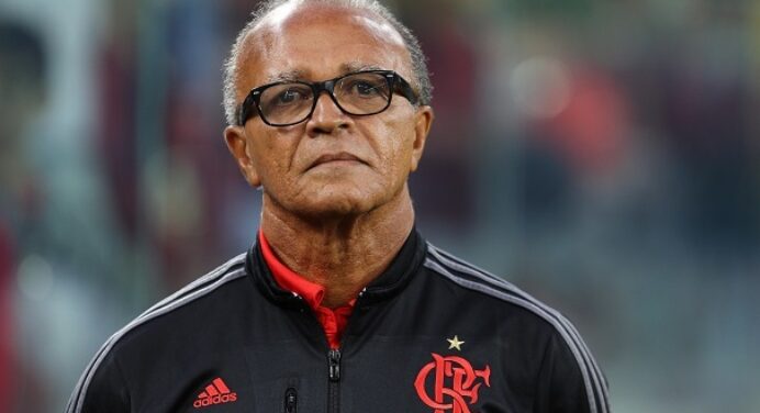 Jayme vê futuro promissor ao time do Flamengo