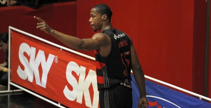 FlaBasquete vence por 42 pontos de diferença