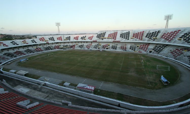 Alô Pernambuco! Santa Cruz divulga preços de ingressos para amistoso com Flamengo