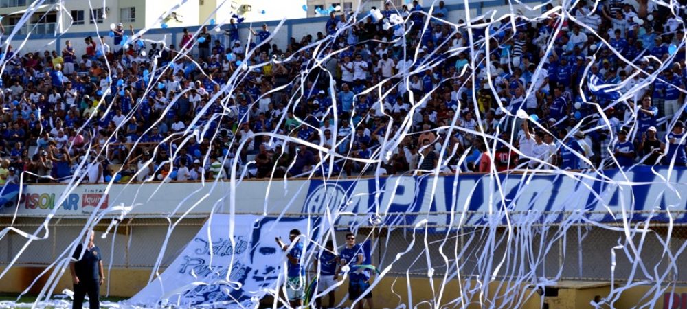 Confiança esgota ingressos para jogo contra o Flamengo e comemora renda recorde