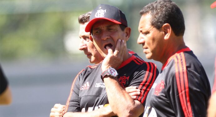 Muricy já pega pesado em primeiro dia de treino: ‘Não anda, não’