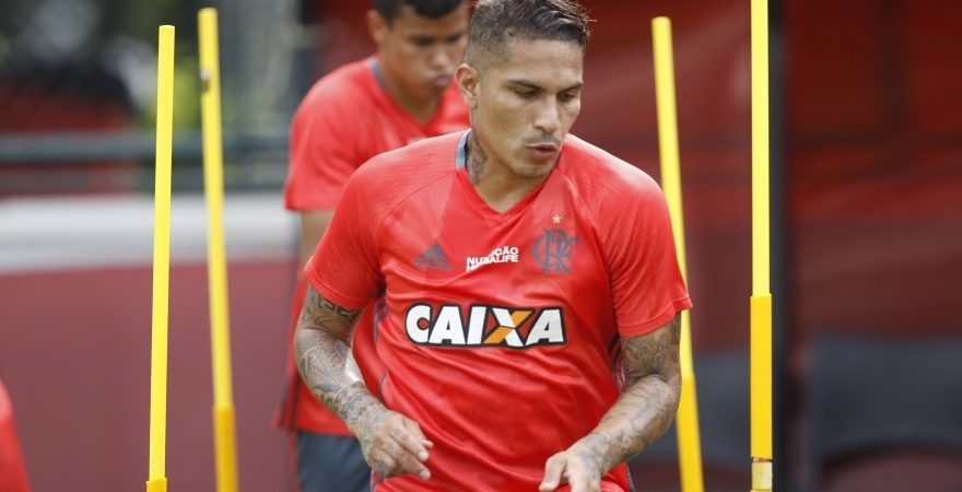 Guerrero confirma a boa fase pelo Flamengo