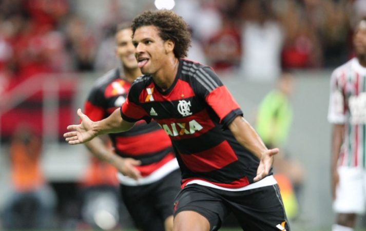 Willian Arão convence no Flamengo e atinge marca de 32 jogos na temporada